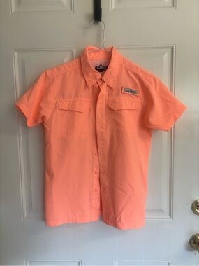 Med Habit Peach Pink Short Sleeve 50+ UPF quick Dry Fishing Shirt.  In EUC!
